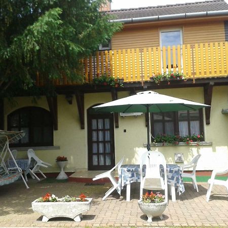Sarkadi Apartman Hajduszoboszlo Luaran gambar