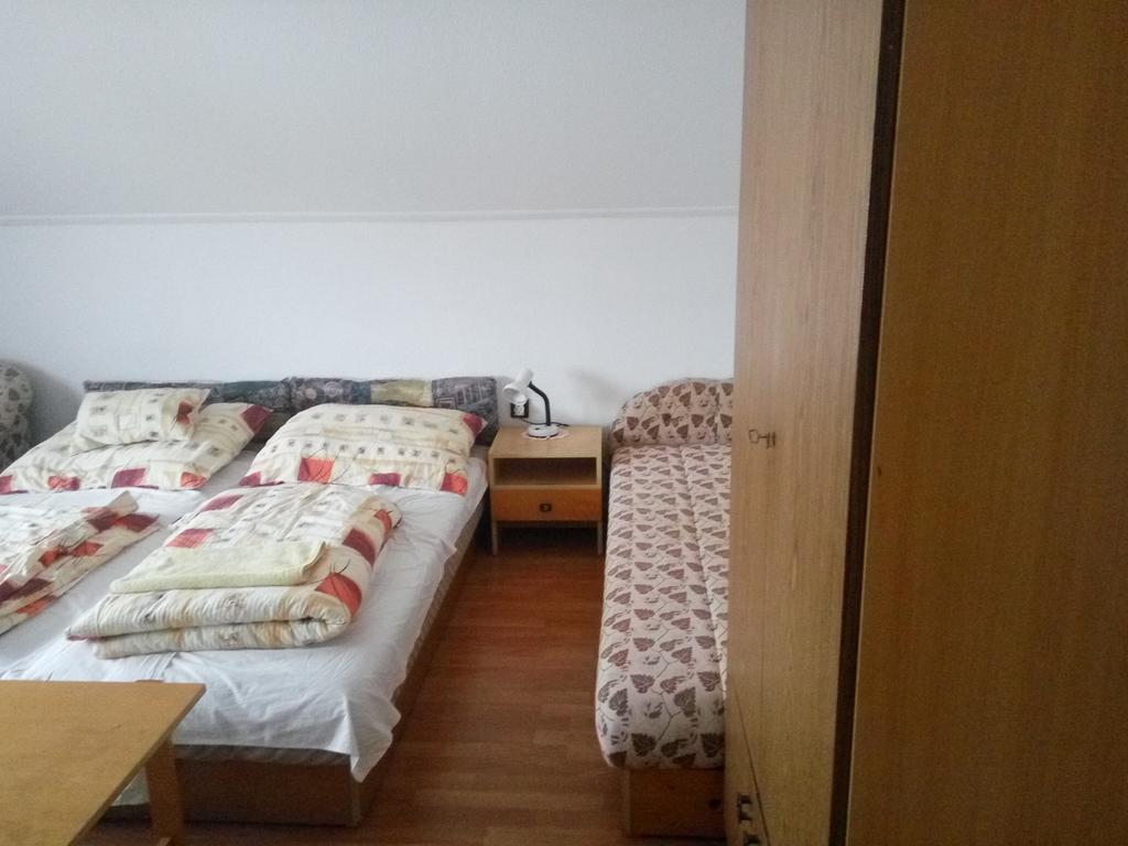 Sarkadi Apartman Hajduszoboszlo Luaran gambar