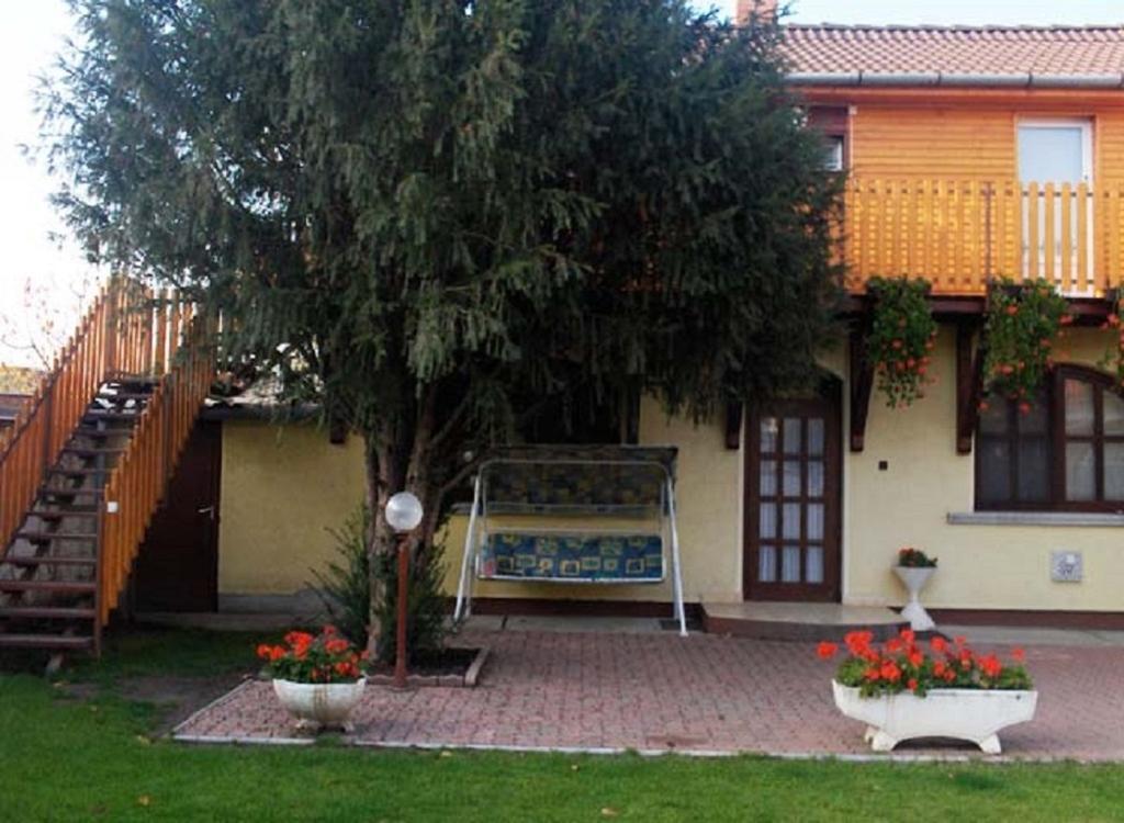 Sarkadi Apartman Hajduszoboszlo Luaran gambar