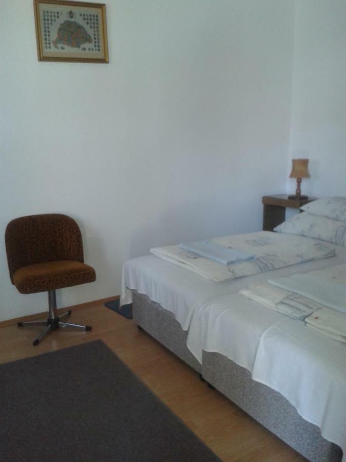 Sarkadi Apartman Hajduszoboszlo Luaran gambar
