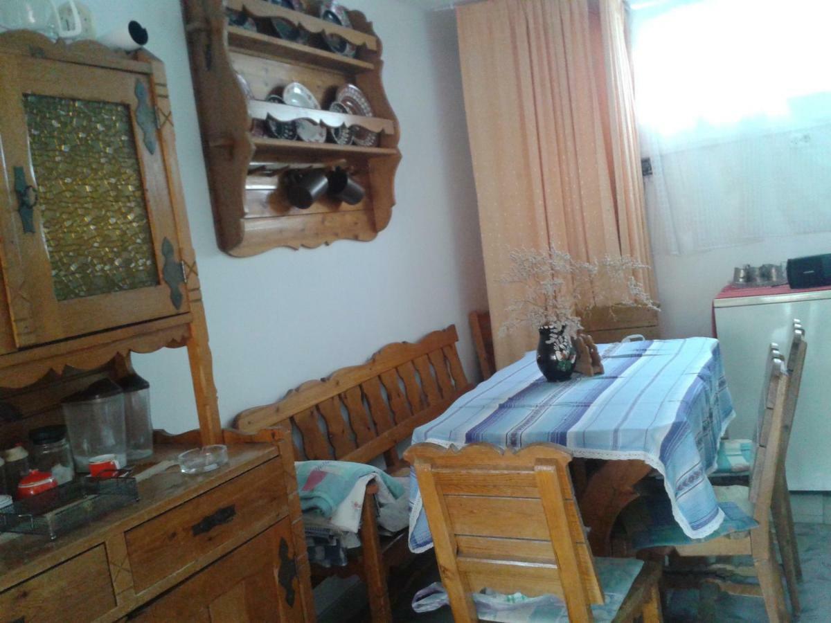 Sarkadi Apartman Hajduszoboszlo Luaran gambar