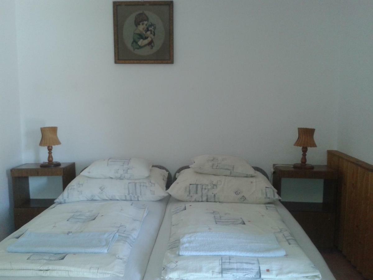 Sarkadi Apartman Hajduszoboszlo Luaran gambar